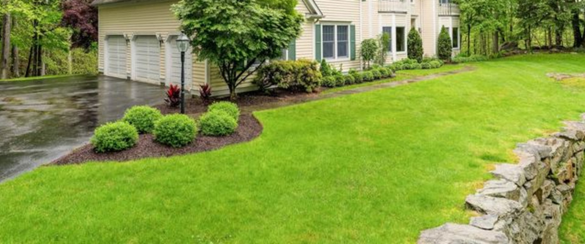 Navigating the Essentials of Closing Costs in Weston, CT Real Estate